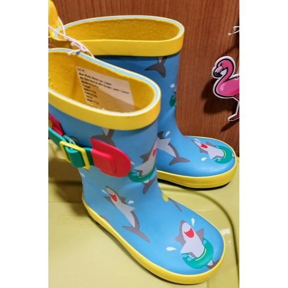 Kids Small 5/6 Child Shark Rain Boots from Sun Squad,  Children  Waterproof, - Picture 2 of 2